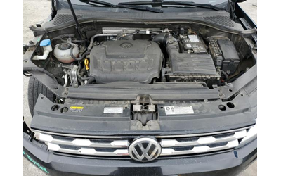 VW Tiguan 2.0L 4 Front-wheel Drive - автомобили, коли, обяви за нови и употребявани 11