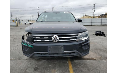 vw-tiguan-2-0l-4-front-wheel-drive - 4