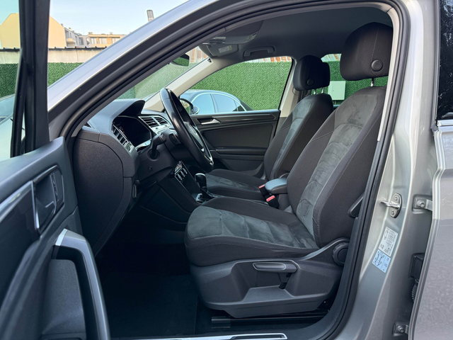 VW Tiguan 2.0TDI/4Motion - автомобили, коли, обяви за нови и употребявани 11