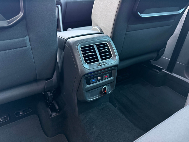 VW Tiguan 2.0TDI/4Motion - автомобили, коли, обяви за нови и употребявани 18