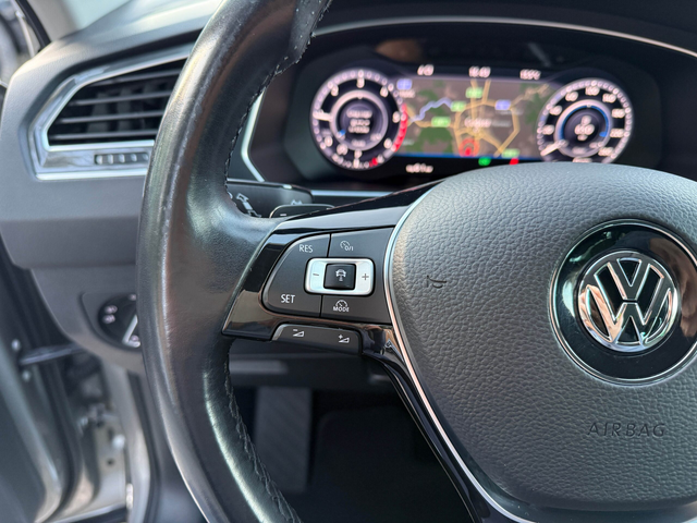 VW Tiguan 2.0TDI/4Motion - автомобили, коли, обяви за нови и употребявани 21