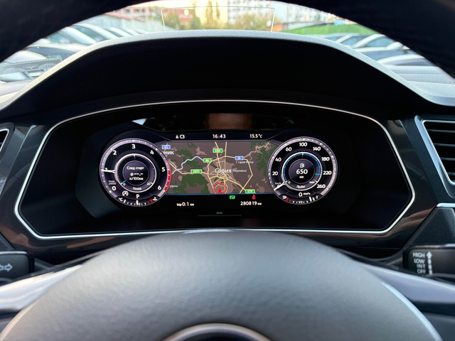 VW Tiguan 2.0TDI/4Motion - автомобили, коли, обяви за нови и употребявани 23