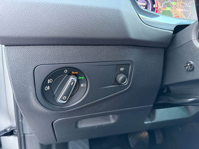 VW Tiguan 2.0TDI/4Motion - автомобили, коли, обяви за нови и употребявани 24