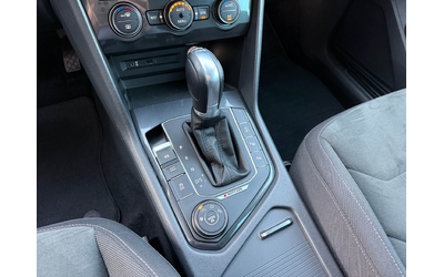 VW Tiguan 2.0TDI/4Motion - автомобили, коли, обяви за нови и употребявани 25