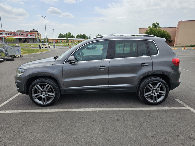 VW Tiguan 2.0TFSI 4-Motion - автомобили, коли, обяви за нови и употребявани 2