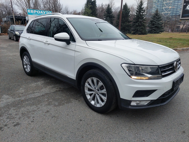 VW Tiguan 2, 0TDI 150ps NAVI - автомобили, коли, обяви за нови и употребявани 0