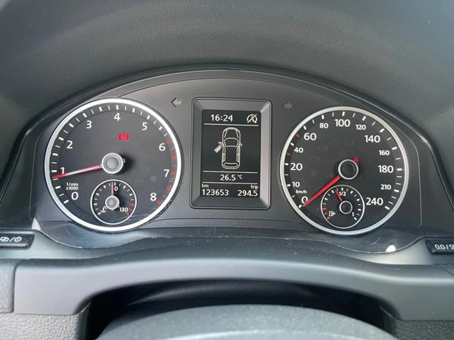 VW Tiguan с.док.bi-fuelGPL, 5в, 6ck., 123653км., мулти, нави - автомобили, коли, обяви за нови и употребявани 15