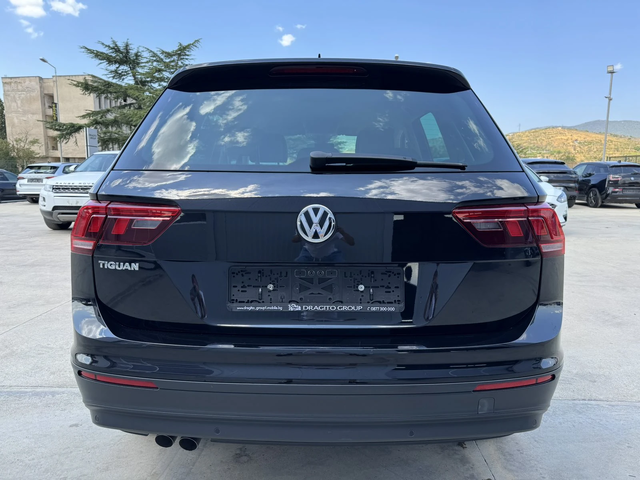 VW Tiguan 2.0* 150ps* DSG* LED* НАВИ* ПАРКТРОНИК - автомобили, коли, обяви за нови и употребявани 3