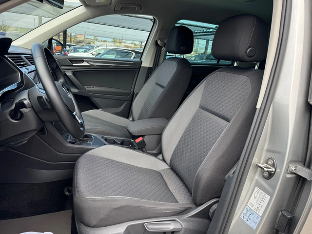 VW Tiguan 2.OD-R LINE-FULL LED-DISTRONIC-LANE ASIS-DIGITAL - автомобили, коли, обяви за нови и употребявани 7