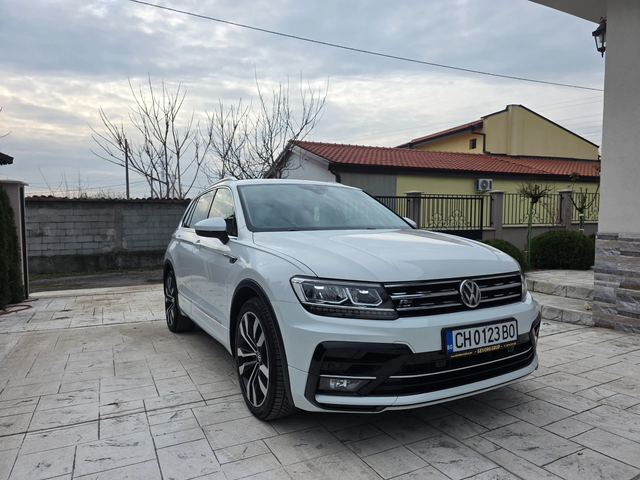 VW Tiguan 2.0 TDI R-LINE НАПЪЛНО ОБСЛУЖЕН - автомобили, коли, обяви за нови и употребявани 2