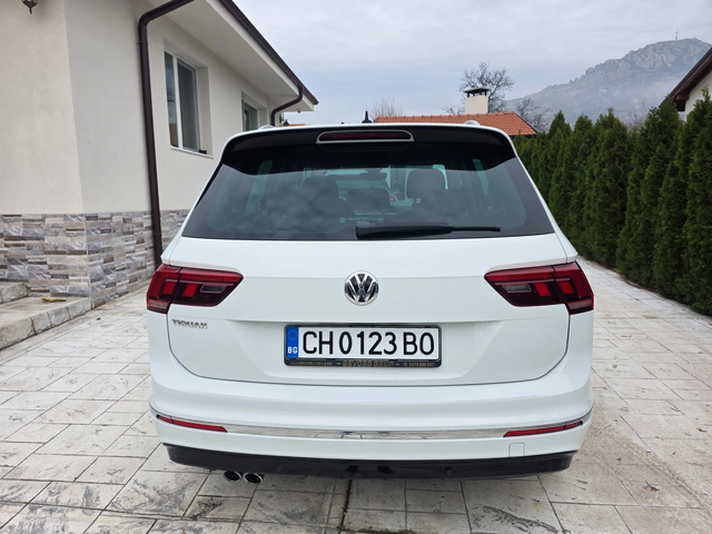 VW Tiguan 2.0 TDI R-LINE НАПЪЛНО ОБСЛУЖЕН - автомобили, коли, обяви за нови и употребявани 5