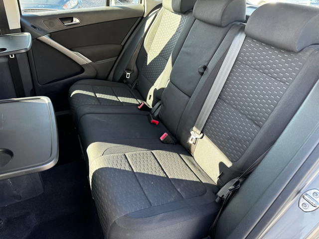 VW Tiguan 2.0TDI/4x4/140kc - автомобили, коли, обяви за нови и употребявани 11