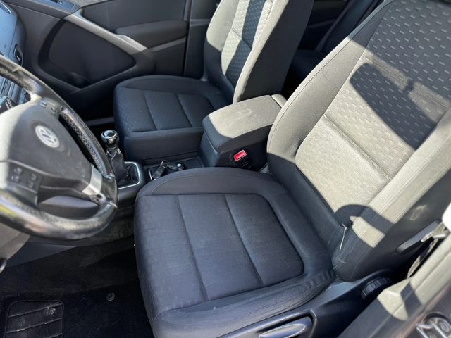 VW Tiguan 2.0TDI/4x4/140kc - автомобили, коли, обяви за нови и употребявани 12