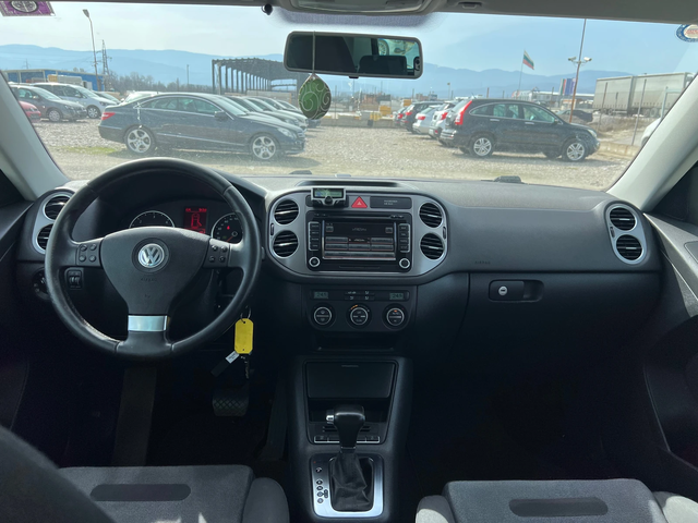 VW Tiguan 2.0 ТDI 4X4 - автомобили, коли, обяви за нови и употребявани 13