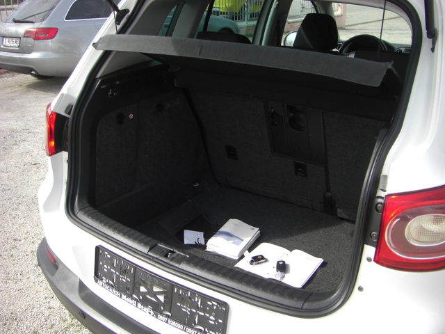 VW Tiguan 2.0TDI 4X4 AVTOMAT - автомобили, коли, обяви за нови и употребявани 15