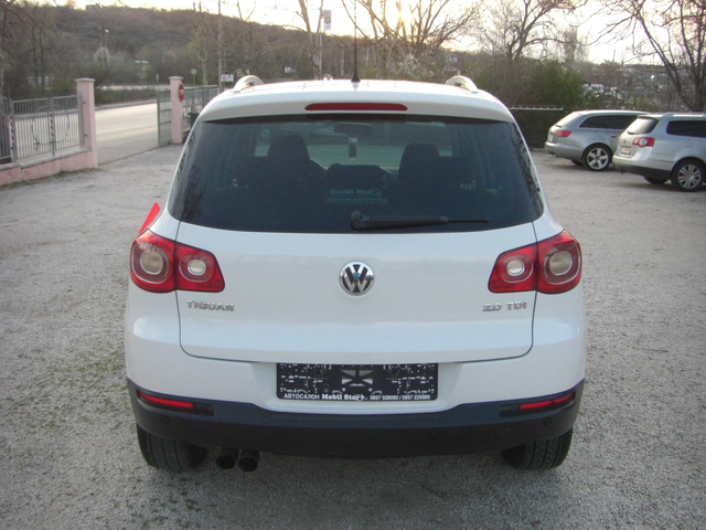 VW Tiguan 2.0TDI 4X4 AVTOMAT - автомобили, коли, обяви за нови и употребявани 3