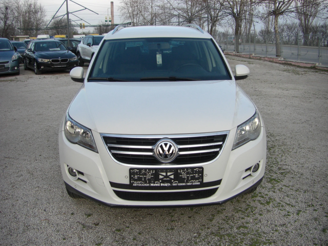 VW Tiguan 2.0TDI 4X4 AVTOMAT - автомобили, коли, обяви за нови и употребявани 7