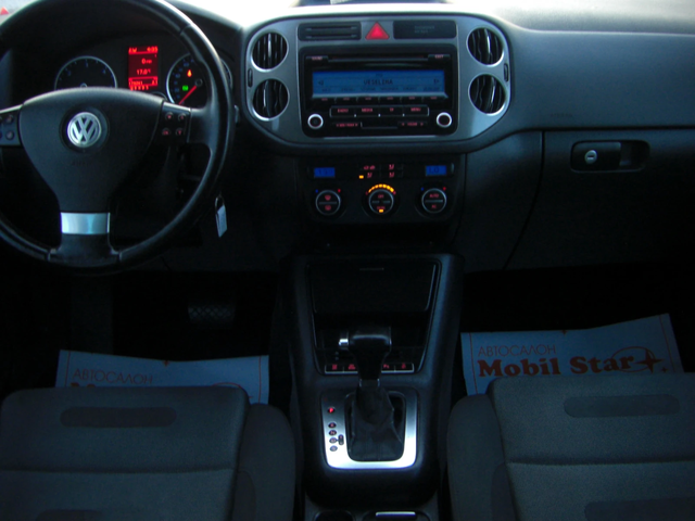 VW Tiguan 2.0TDI 4X4 AVTOMAT - автомобили, коли, обяви за нови и употребявани 9