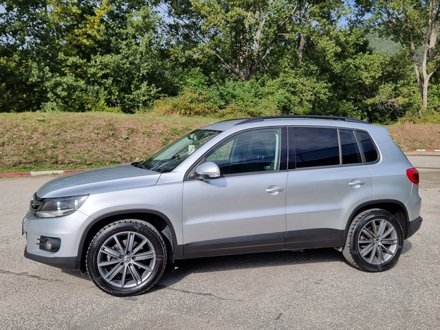 VW Tiguan 2.0 Facelift/Klimatronik/Euro-5 - автомобили, коли, обяви за нови и употребявани 2