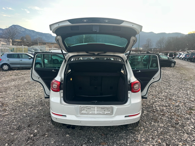 VW Tiguan 2.0TDI 140kc 4X4 ITALIA NAVI - автомобили, коли, обяви за нови и употребявани 16