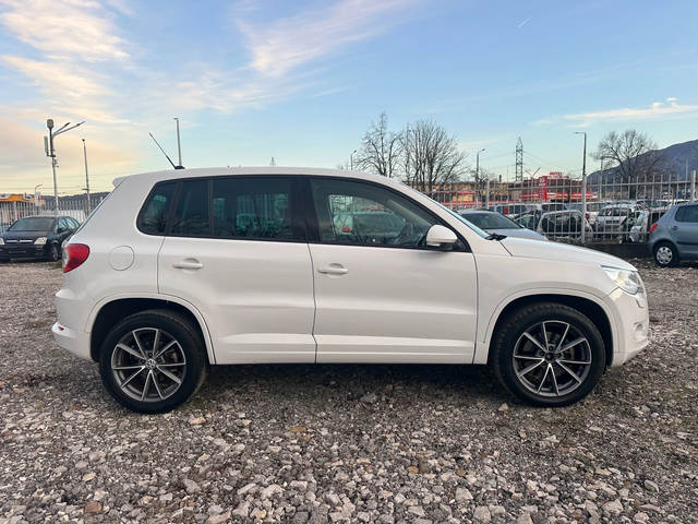 VW Tiguan 2.0TDI 140kc 4X4 ITALIA NAVI - автомобили, коли, обяви за нови и употребявани 8
