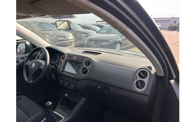 VW Tiguan 2.0TDI 4MOTION NAVI EURO 4 - автомобили, коли, обяви за нови и употребявани 9