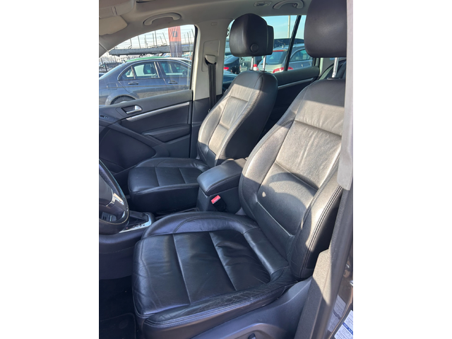 VW Tiguan 2.0TSI 4MOTION PANORAMA/NAVI/KOJA EURO 5 - автомобили, коли, обяви за нови и употребявани 12