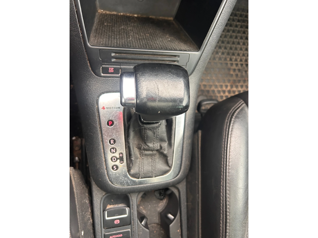 VW Tiguan 2.0TDI 4MOTION AVTOMAT/NAVI/PANORAMA EURO 4 - автомобили, коли, обяви за нови и употребявани 13