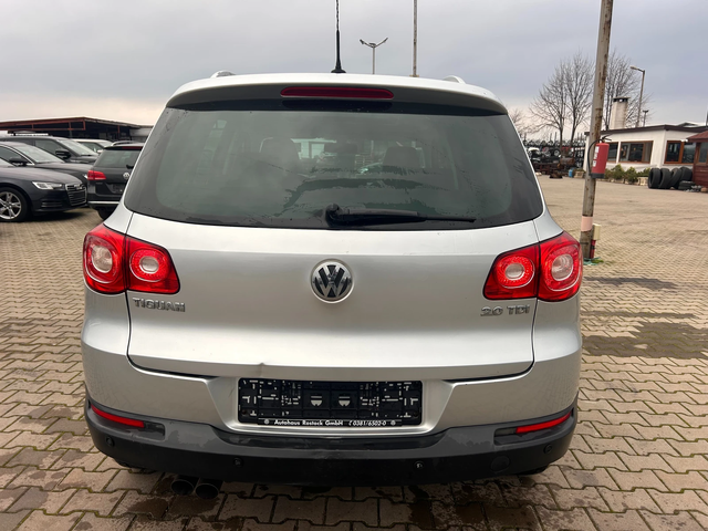 VW Tiguan 2.0TDI 4MOTION AVTOMAT/NAVI/PANORAMA EURO 4 - автомобили, коли, обяви за нови и употребявани 6