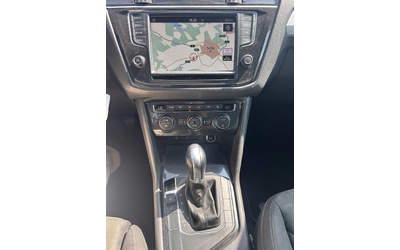 VW Tiguan 1.4TSI AVTOMAT/NAVI/KAMERA EURO 6 - автомобили, коли, обяви за нови и употребявани 13
