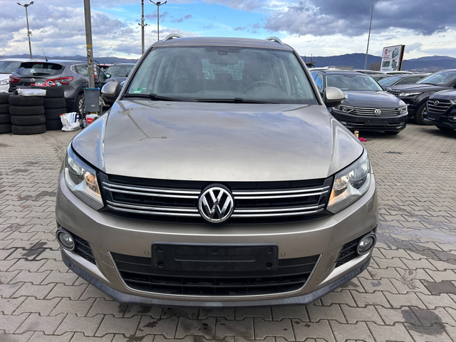 VW Tiguan 2.0TSI 4MOTION AVTOMAT/NAVI EURO 5 - автомобили, коли, обяви за нови и употребявани 2