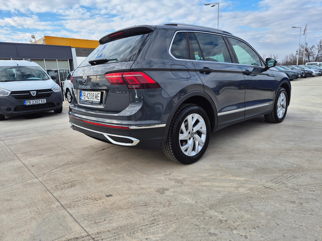 VW Tiguan Elegance= С-Гаранция-4х4-2.0TDI-А/Т - автомобили, коли, обяви за нови и употребявани 4