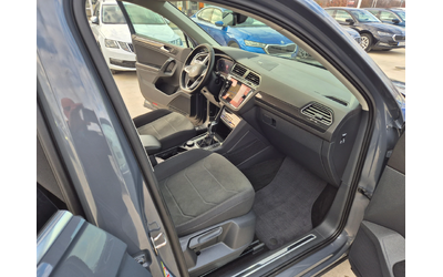 VW Tiguan Elegance= С-Гаранция-4х4-2.0TDI-А/Т - автомобили, коли, обяви за нови и употребявани 7