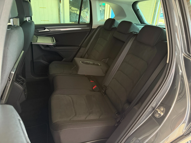 VW Tiguan 2.0TDI* 4x4* СЕРВИЗНА КНИЖКА С ПЪЛНА ИСТОРИЯ В VW - автомобили, коли, обяви за нови и употребявани 8