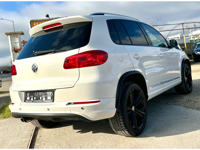 VW Tiguan 2.0TDI 177HP 4-Motion R-Line Panorama - автомобили, коли, обяви за нови и употребявани 5