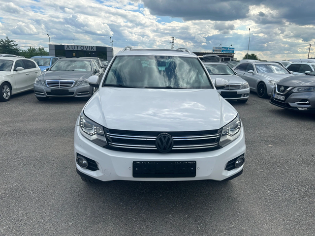 VW Tiguan 2.0TDI* DSG* 4MOTION* FACE* LED* NAVI* ПАНОРАМА - автомобили, коли, обяви за нови и употребявани 2