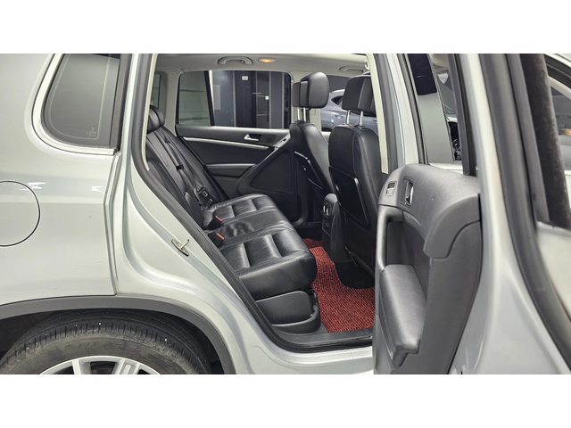 VW Tiguan 2.0TDI PREMIUM autogeorge.com - автомобили, коли, обяви за нови и употребявани 11