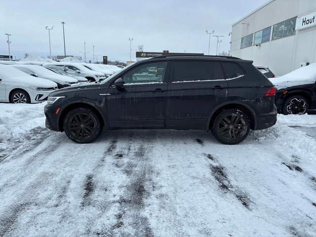 VW Tiguan * Comfortline R Line Black Edition * CARFAX * ЦЕНА - автомобили, коли, обяви за нови и употребявани 1