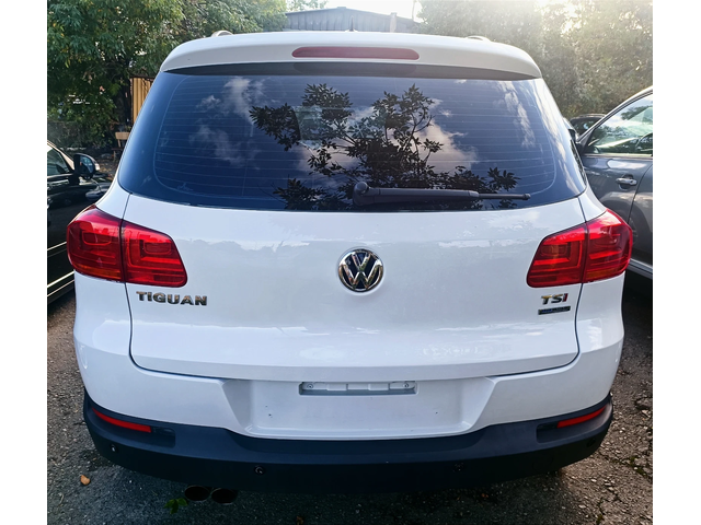 VW Tiguan BLUEMOTION/PANORAMA - автомобили, коли, обяви за нови и употребявани 4