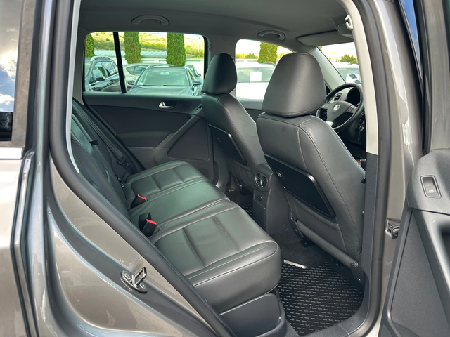 VW Tiguan 2.0TDI* 4 MOTION* AVTOMATIK* NAVI* TOP* - автомобили, коли, обяви за нови и употребявани 6