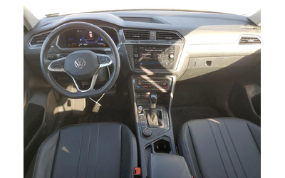 VW Tiguan SE КРАЙНА ЦЕНА! DIGITAL/КОЖА/ПОДГРЕВИ/ПАНОРАМА - автомобили, коли, обяви за нови и употребявани 8