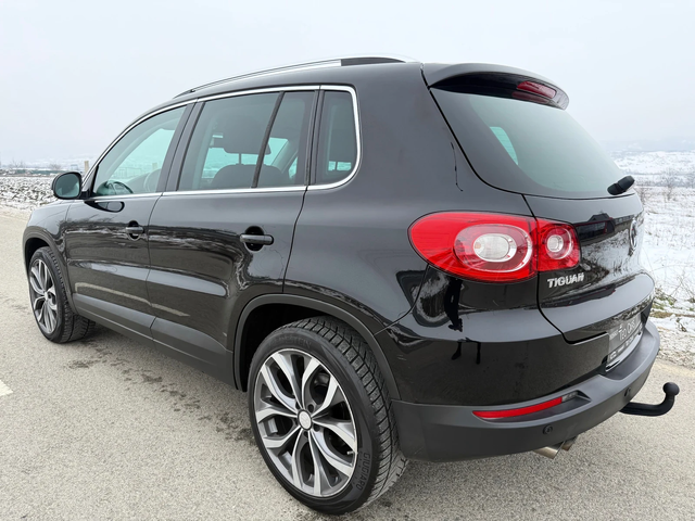 VW Tiguan 2.0TDI / 4MOTION / NAVI / PARKTRONIC/ FULL SERVICE - автомобили, коли, обяви за нови и употребявани 4