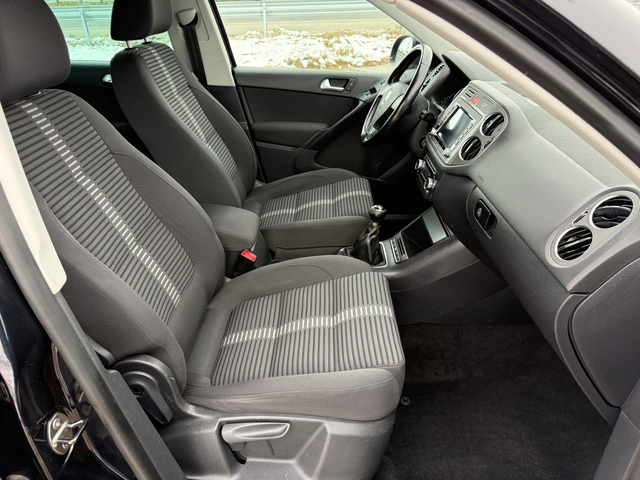 VW Tiguan 2.0TDI / 4MOTION / NAVI / PARKTRONIC/ FULL SERVICE - автомобили, коли, обяви за нови и употребявани 9