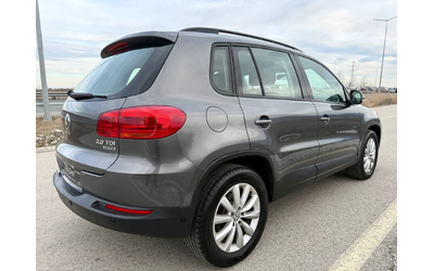 VW Tiguan 2.0 TDI 140к.с 4MOTION / NAVI / PARKTRONIC - автомобили, коли, обяви за нови и употребявани 6