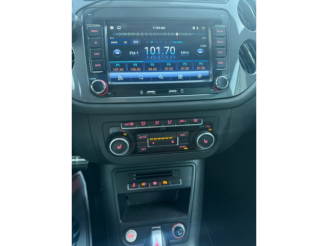 VW Tiguan 2.0TSI 4x4 FULL MAXX SWISS - автомобили, коли, обяви за нови и употребявани 12