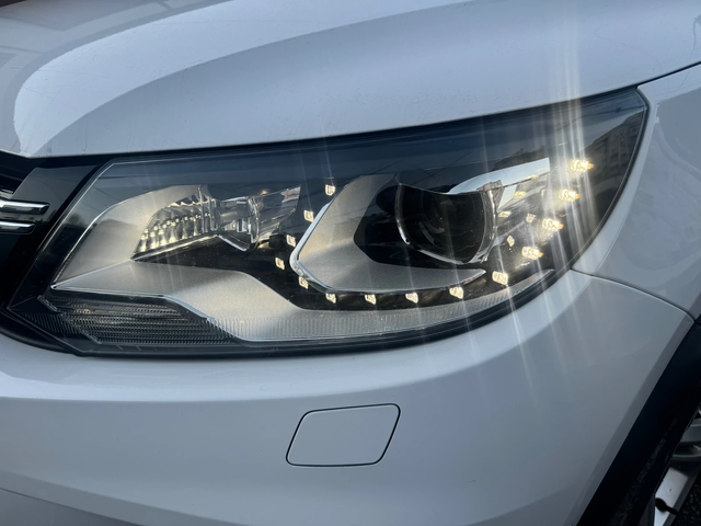 VW Tiguan 2.0TSI 4x4 FULL MAXX SWISS - автомобили, коли, обяви за нови и употребявани 8