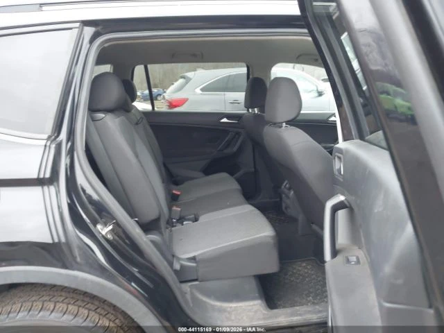 VW Tiguan 2.0T S - автомобили, коли, обяви за нови и употребявани 10