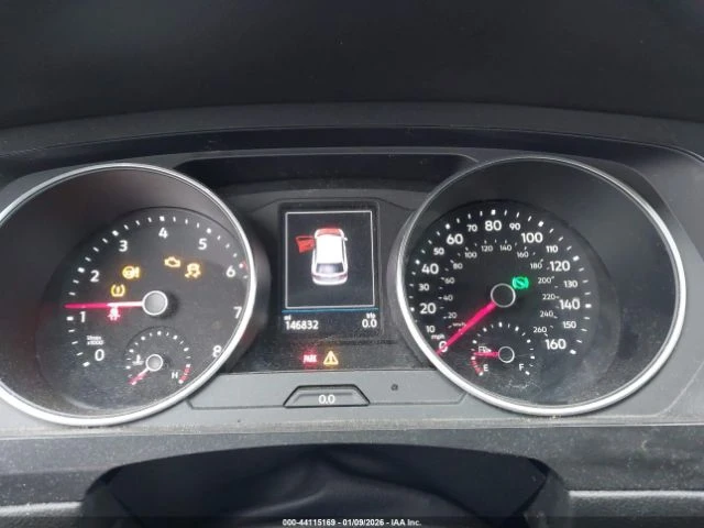 VW Tiguan 2.0T S - автомобили, коли, обяви за нови и употребявани 11