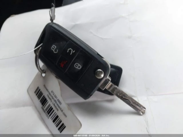 VW Tiguan 2.0T S - автомобили, коли, обяви за нови и употребявани 13