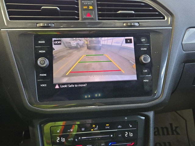 VW Tiguan R-Line* 4MOTION* Digital* Подгрев* Панорама* - автомобили, коли, обяви за нови и употребявани 7